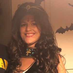 Meet your Posher, Camille